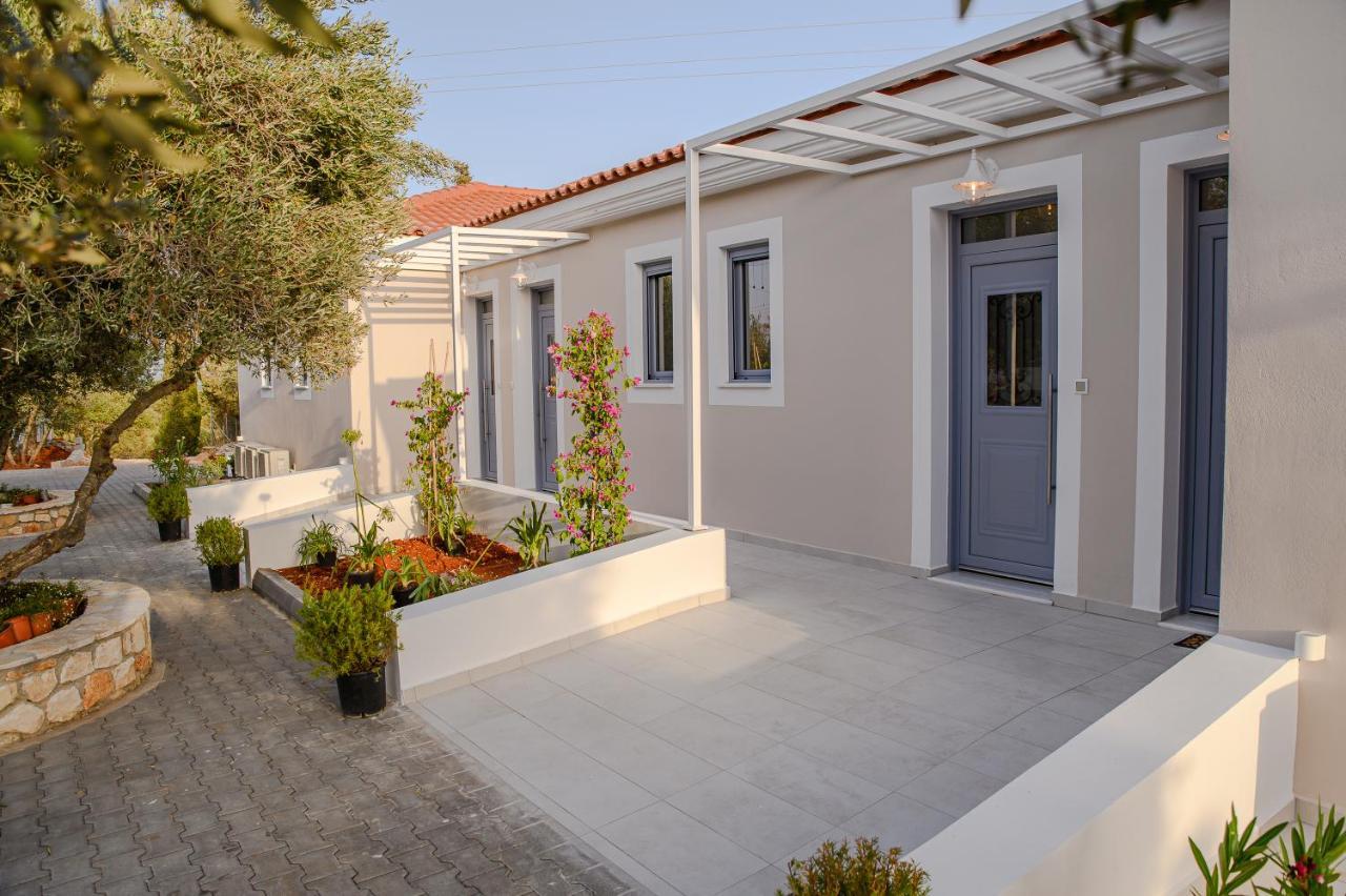 ליקסורי Dionisos Suites מראה חיצוני תמונה