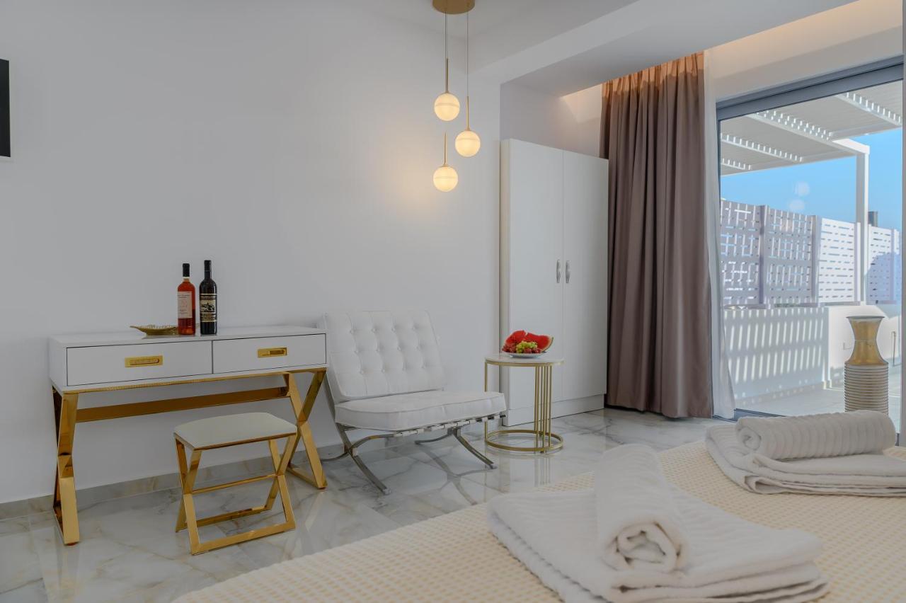 ליקסורי Dionisos Suites מראה חיצוני תמונה