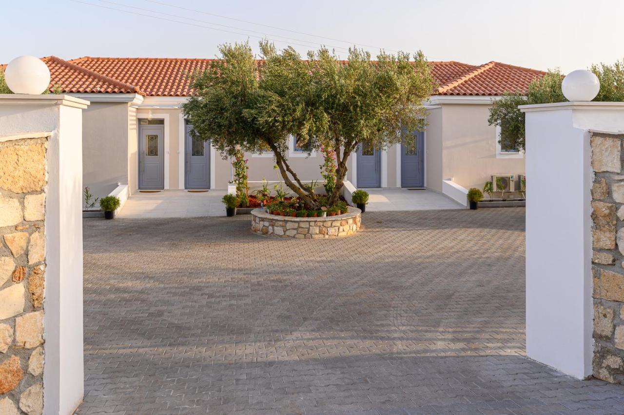 ליקסורי Dionisos Suites מראה חיצוני תמונה